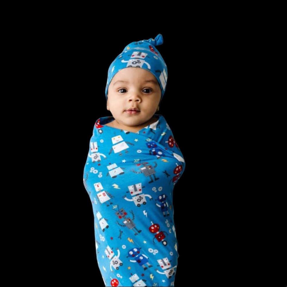 🤖NIB LS Robot Swaddle Set🤖